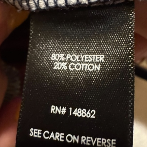 Torrid Plaid Shacket (red/navy) — perfect for fall! - Picture 8 of 9